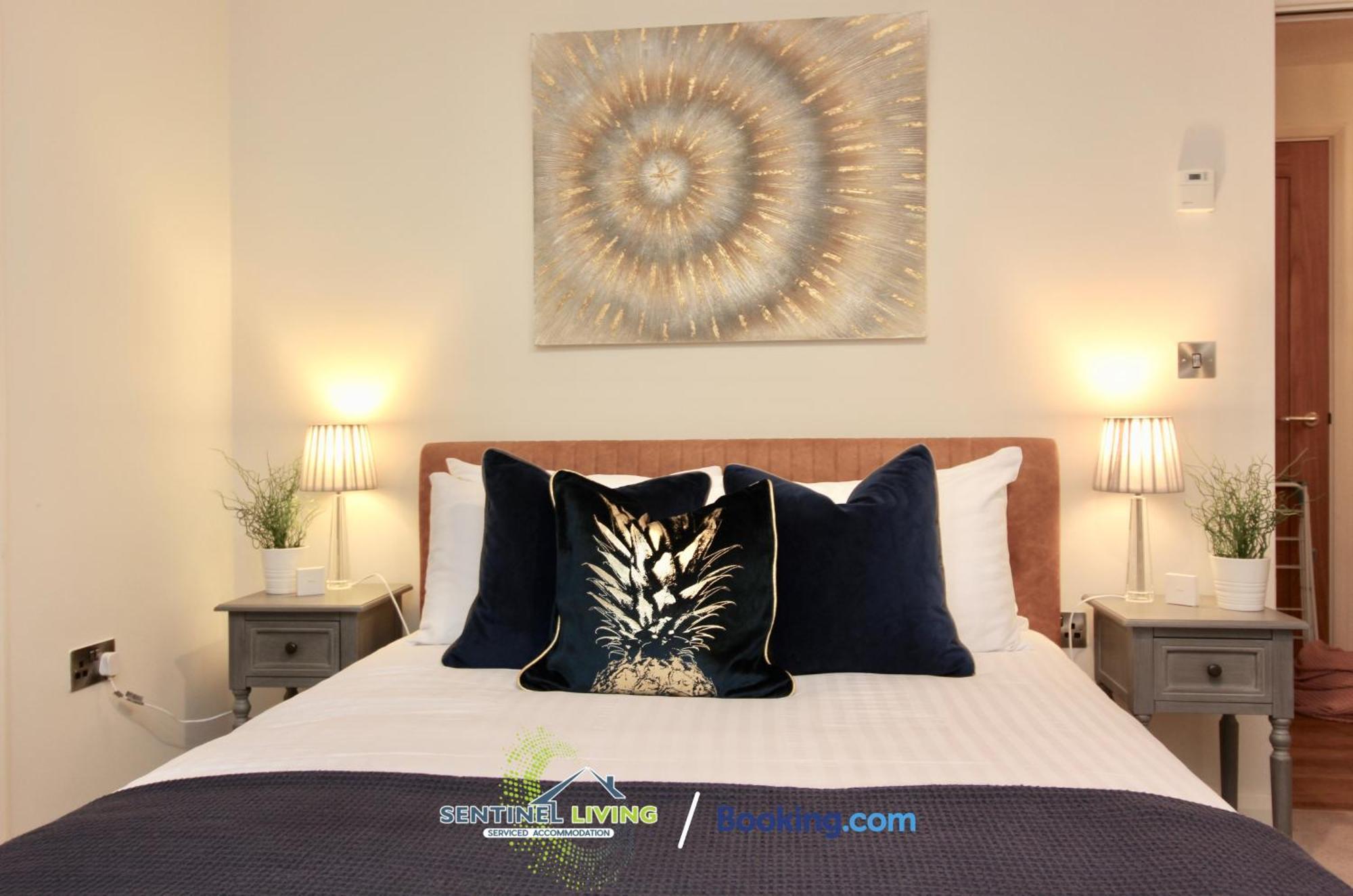Windsor Flat 2 Bed By Sentinel Living With Free Wifi And Parking Apartment Bagian luar foto