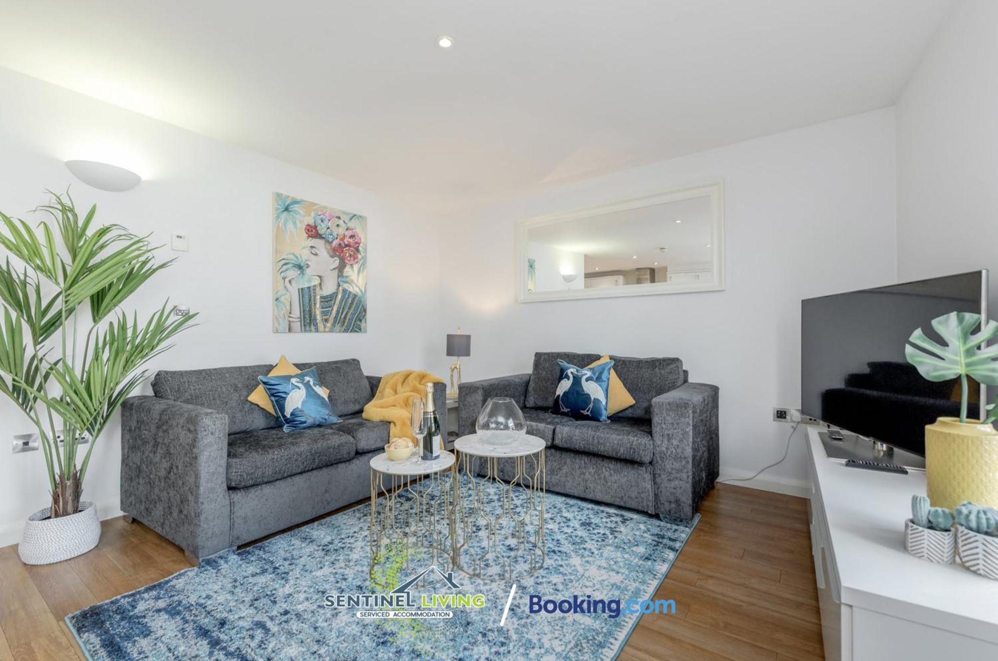 Windsor Flat 2 Bed By Sentinel Living With Free Wifi And Parking Apartment Bagian luar foto