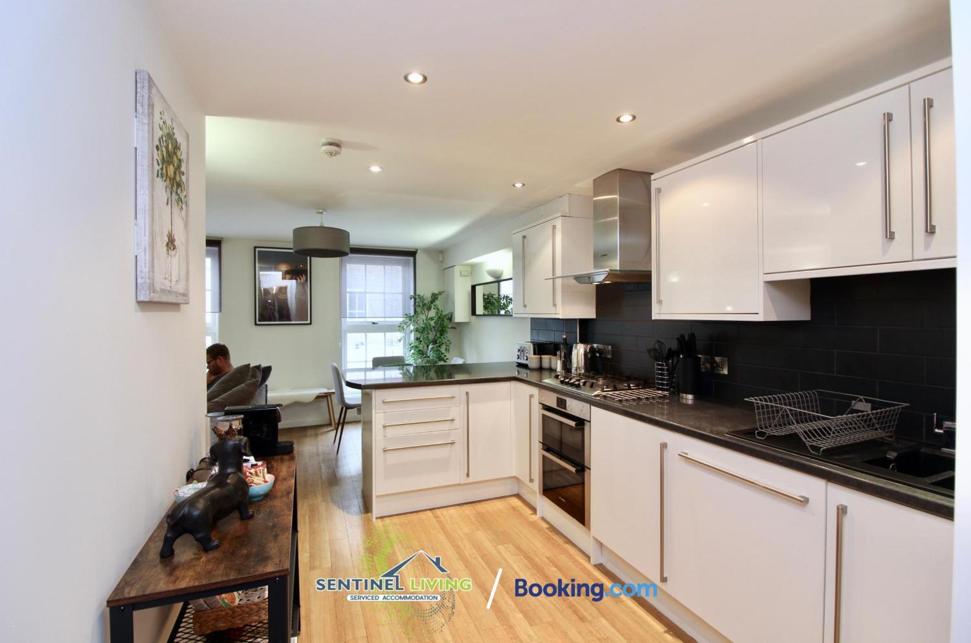 Windsor Flat 2 Bed By Sentinel Living With Free Wifi And Parking Apartment Bagian luar foto