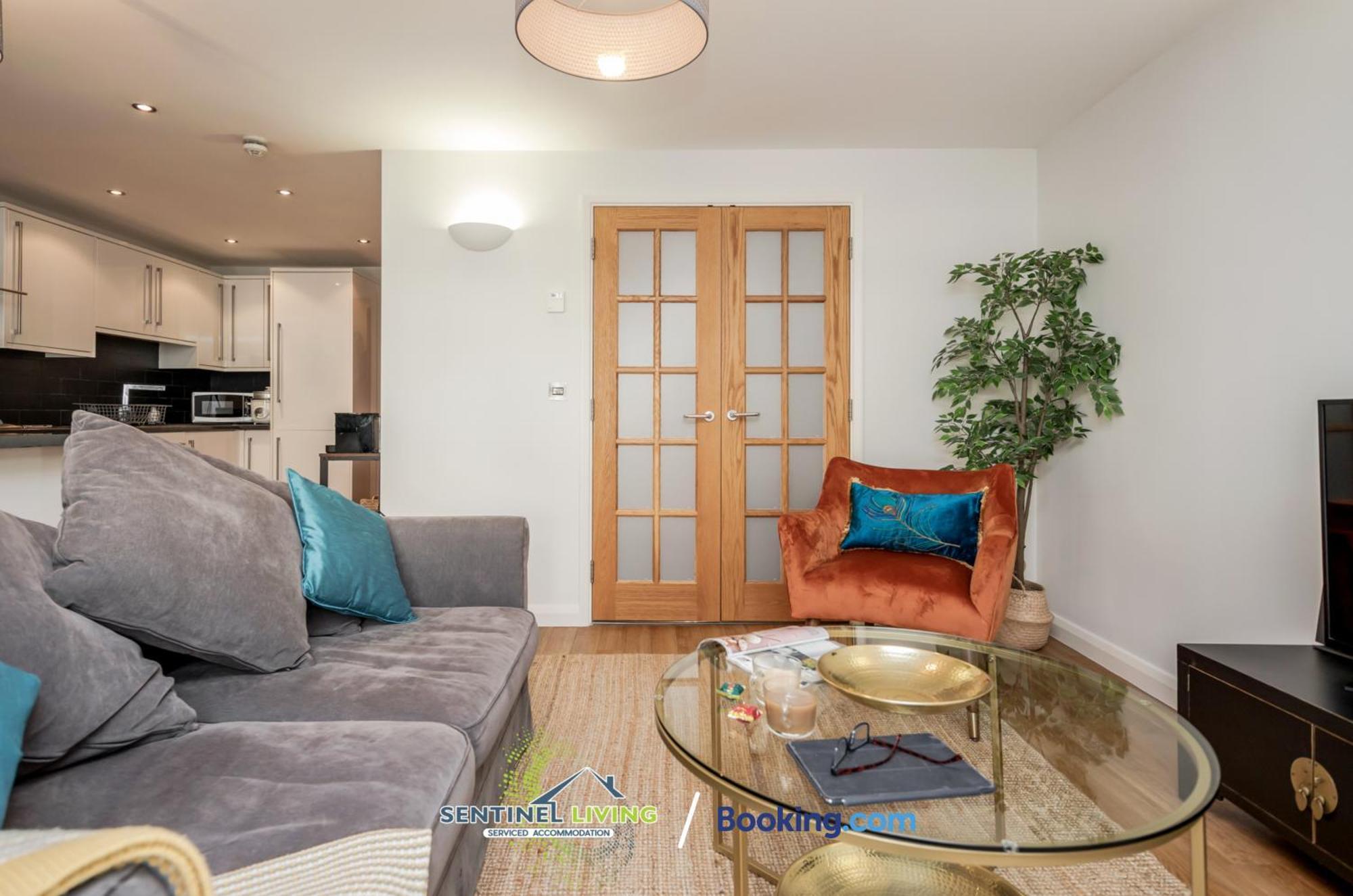 Windsor Flat 2 Bed By Sentinel Living With Free Wifi And Parking Apartment Bagian luar foto