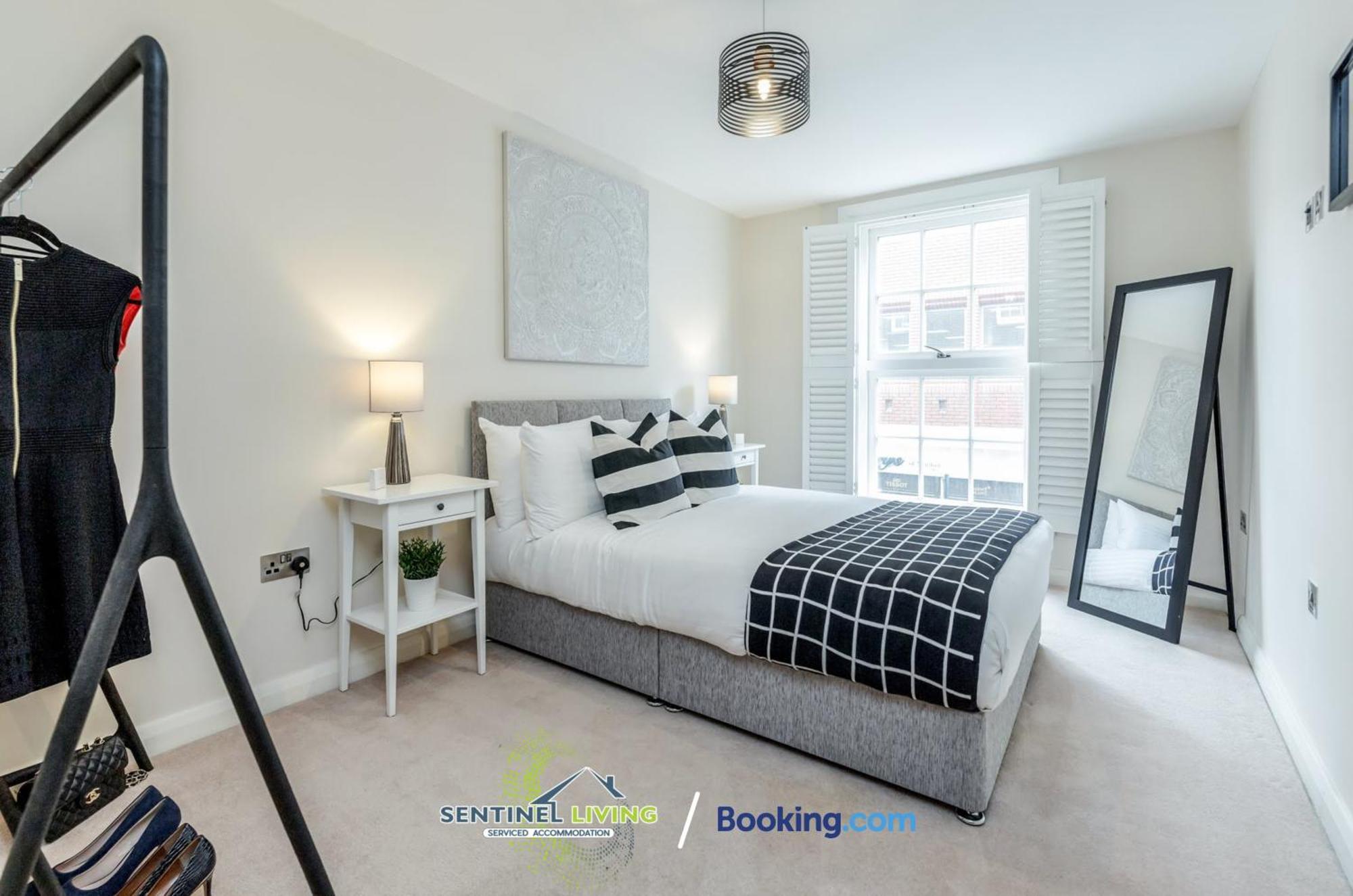 Windsor Flat 2 Bed By Sentinel Living With Free Wifi And Parking Apartment Bagian luar foto