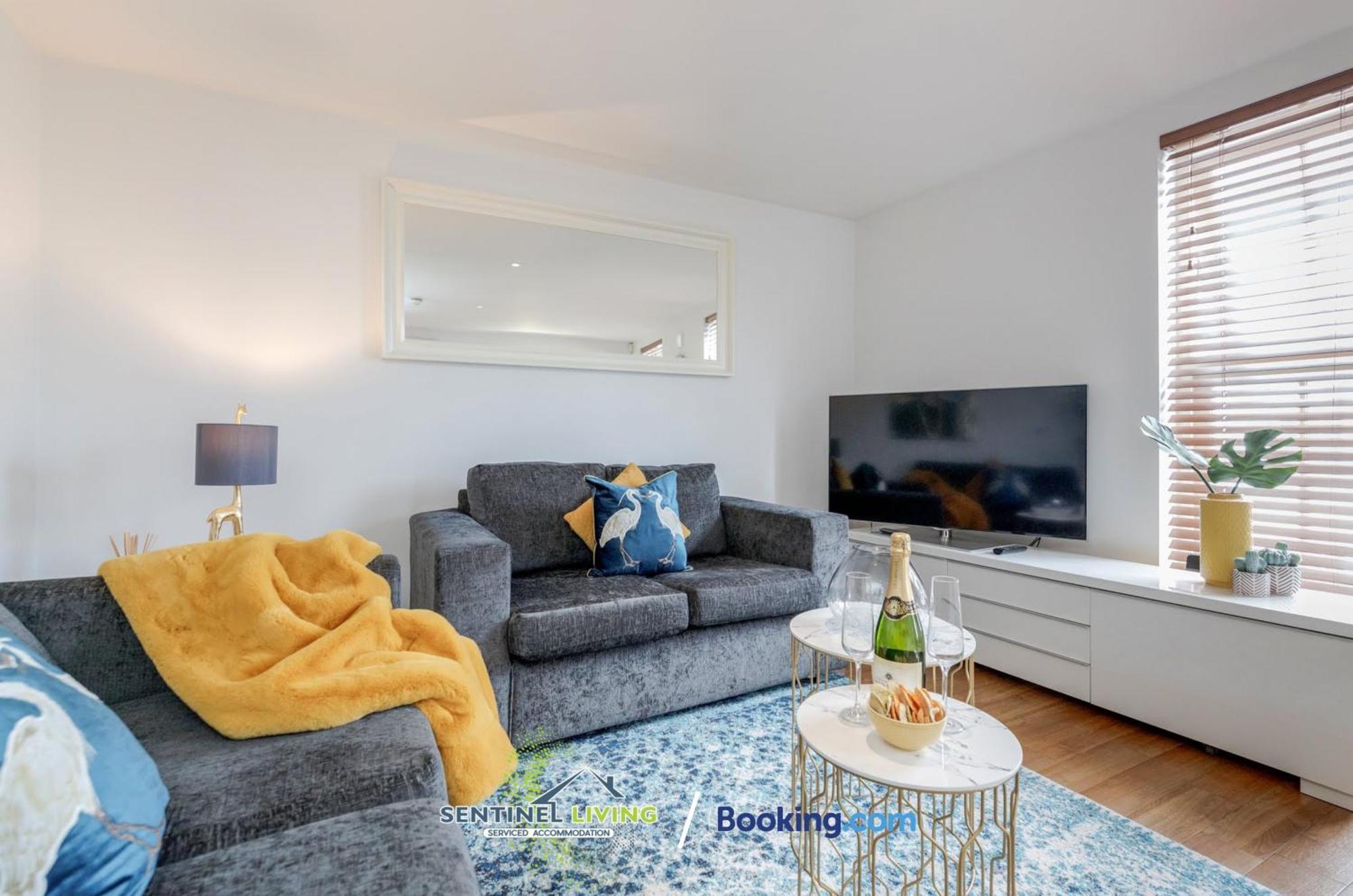 Windsor Flat 2 Bed By Sentinel Living With Free Wifi And Parking Apartment Bagian luar foto